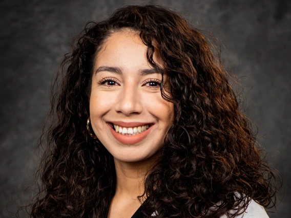 Azucena Palomeras headshot