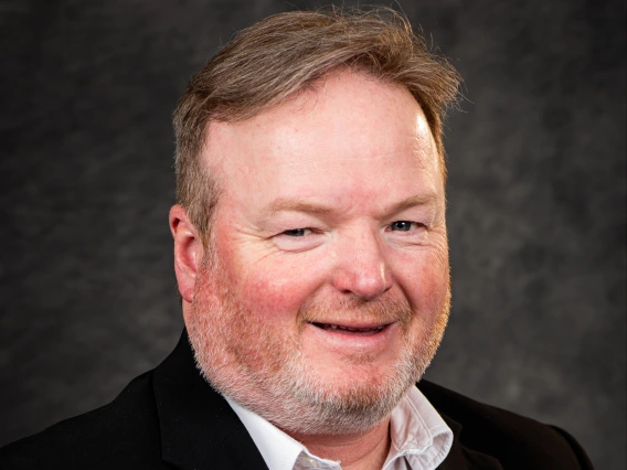 Justin Keyston headshot