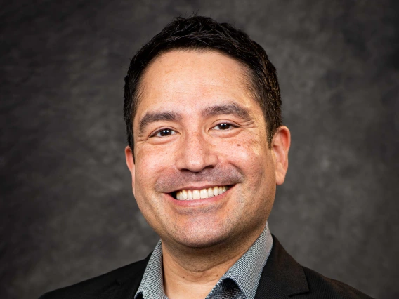 Paul Gastellum headshot