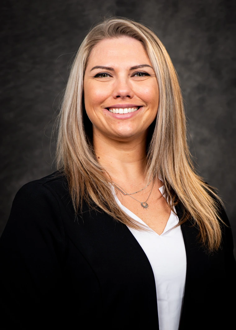 Paige Prather headshot